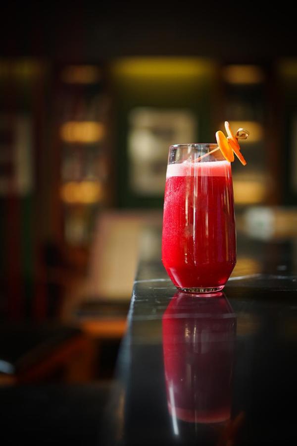 Awei Metta Hotel Yangon Luaran gambar